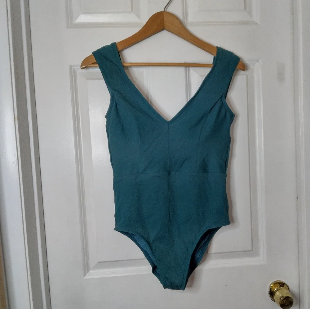 Jantzen Ribbed Tummy Control One-Piece Swimsuit Size 12 - Picture 3 of 14